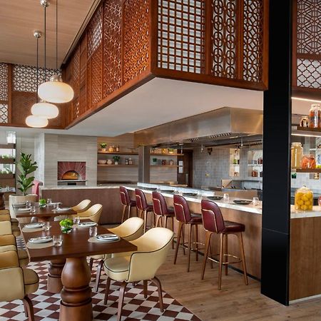 Abesq Doha Hotel And Residences, An Ihg Hotel ภายนอก รูปภาพ The Kitchen at The Westin Dubai